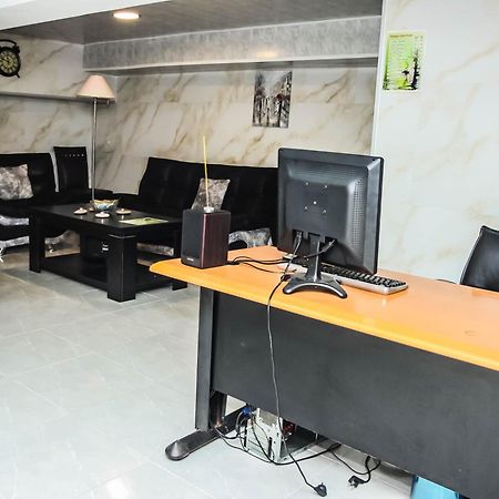 Graphic Hotel บาทูมิ ภายนอก รูปภาพ
