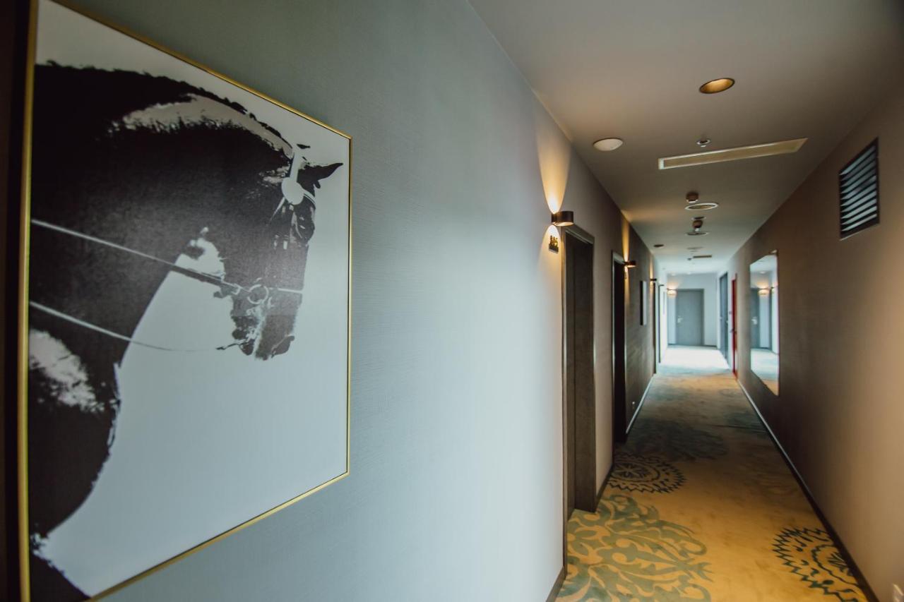Graphic Hotel บาทูมิ ภายนอก รูปภาพ