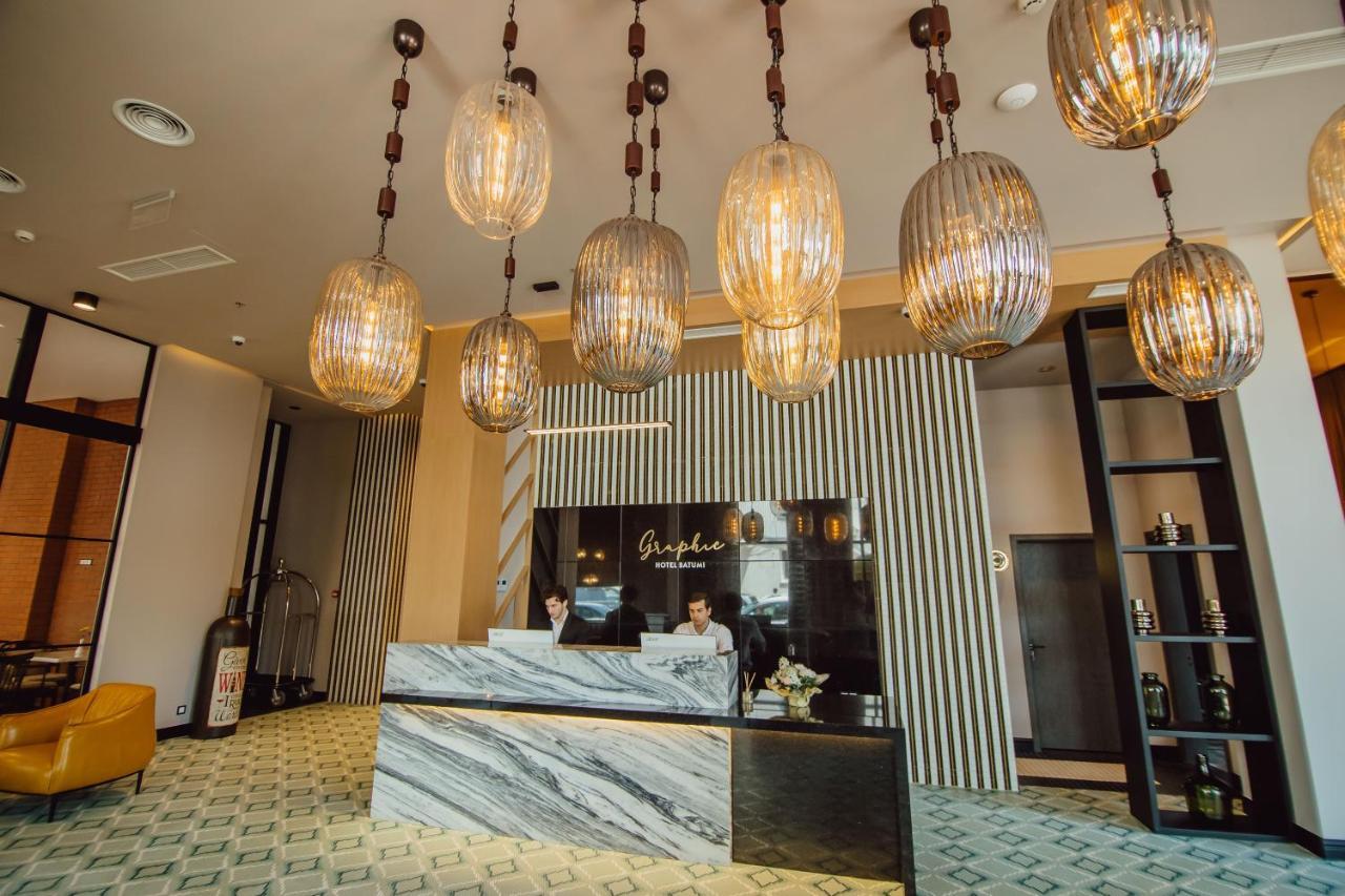 Graphic Hotel บาทูมิ ภายนอก รูปภาพ