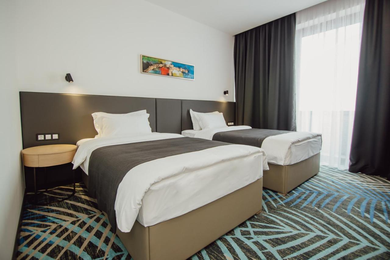 Graphic Hotel บาทูมิ ภายนอก รูปภาพ